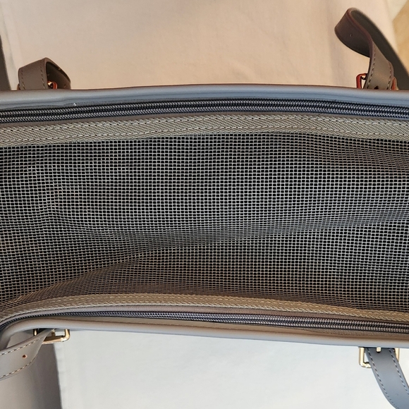 Small Dog Carrier NWT - Picture 3 of 4